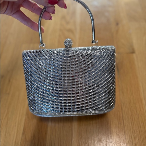 NWT d'morgeaux Silver Rhinestone Clutch Bag AZ7219 Metal Handle Shoulder Purse - Picture 5 of 12